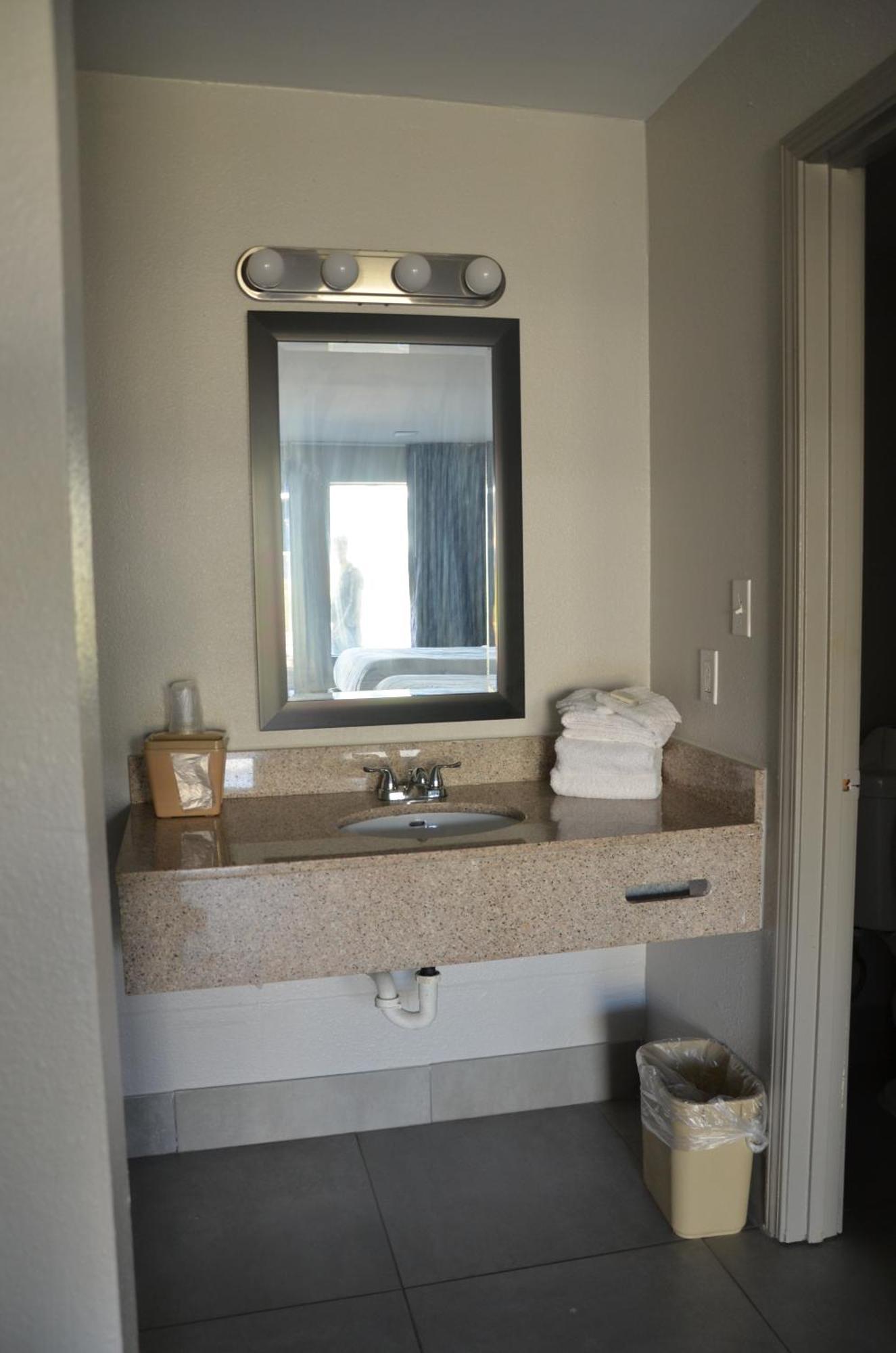 My Home & Suites Ковінґтон Екстер'єр фото